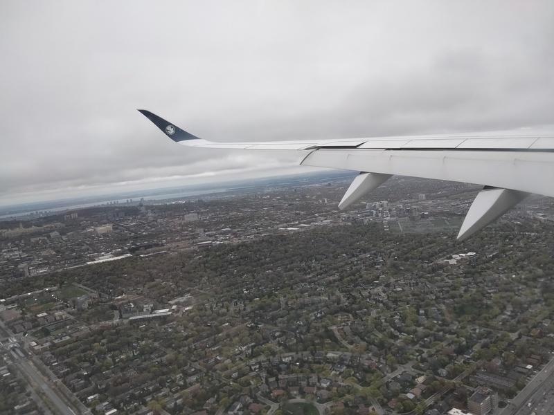 Arrivée nuageuse sur Montréal